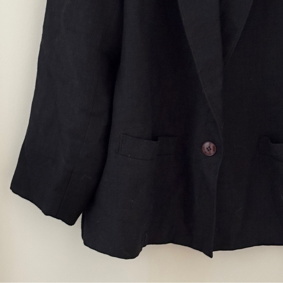 JP Collections Black Blazer, Size 18, Shawl Collar, Classic One-Button Style - Picture 2 of 6